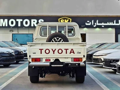 2025 Toyota Land Cruiser 2.8L DIESEL V4 DOUBLE CABIN White Tan Pickup Truck