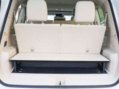 2026 TOYOTA LAND CRUISER VXR 3.5 Litres 6 Cylinder HYBRID Engine White Beige SUV GCC
