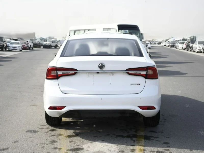 2025 MG 5 Comfort 1.5 Litres 4 Cylinders Petrol Engine White Black Sedan Automatic