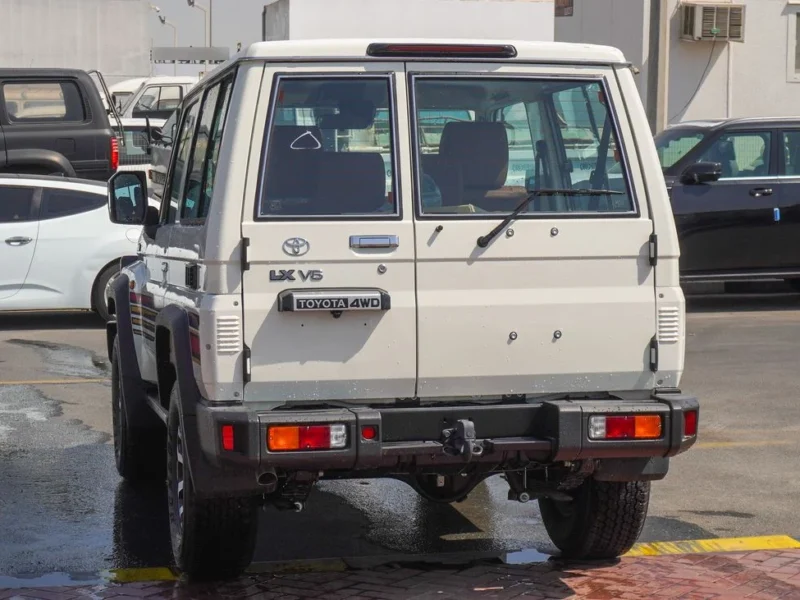 2025 Toyota Land Cruiser 70 4.0 Litres V6 Petrol Engine A/T White Tan SUV GCC