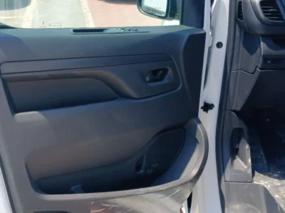 2023 Peugeot Expert H1L3 2.0 Litres 4 Cylinders Diesel Engine White Black Van