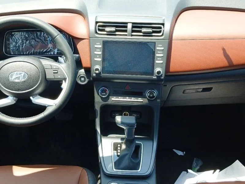 2025 Hyundai Creta 1.5 Litres 4 Cylinders Petrol Engine Grey Black SUV GCC Specs