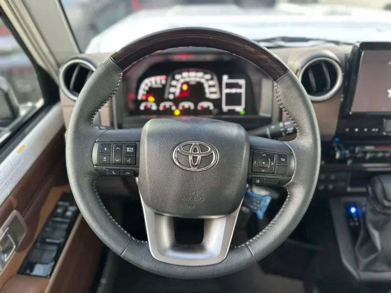 2025 Toyota Land Cruiser 70 LX 2.8 Litres 4 Cylinders Diesel Engine White Brown SUV GCC