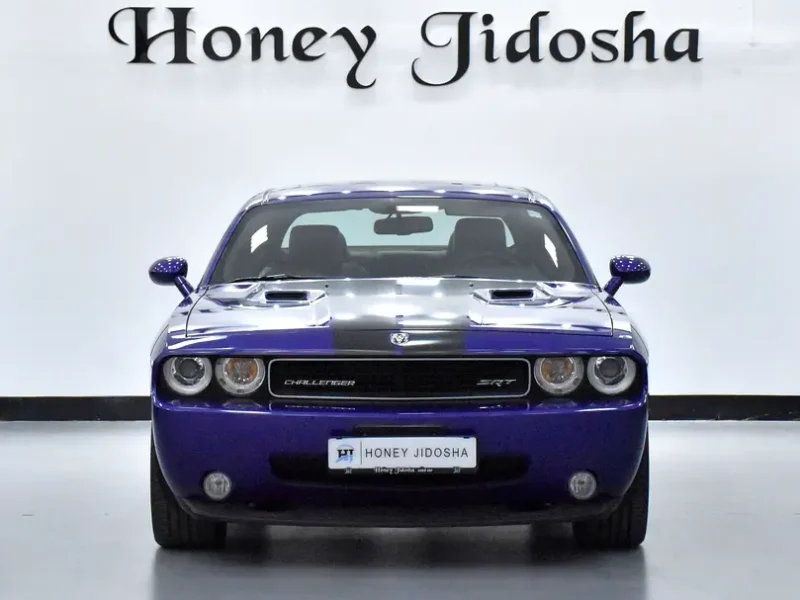 2010 Dodge Challenger Srt8 8 Cylinders Petrol Engine Purple Black Coupe GCC Specs