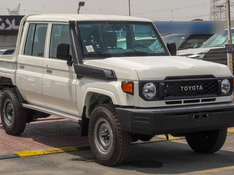 2025 Toyota Land Cruiser 4.2 Litres 6 Cylinders Diesel Engine White Grey Pickup Truck MT