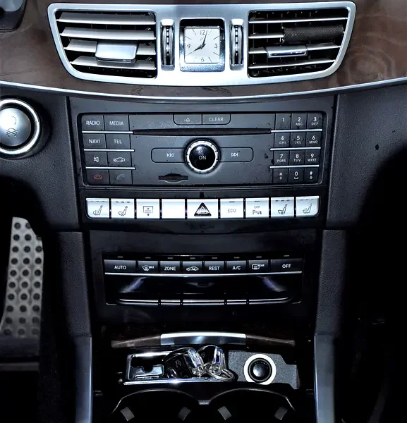 2016 Mercedes-Benz E-Class E 500 8 Cylinders Petrol Engine White Brown Sedan