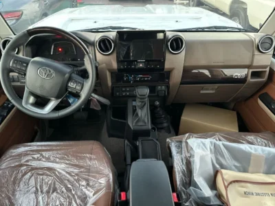 2025 Toyota Land Cruiser 70 LX 2.8 Litres 4 Cylinders Diesel Engine White Brown SUV GCC