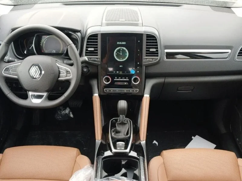 2025 Renault Koleos 2.5 Litres 4 Cylinders Petrol Engine Black Tan SUV GCC Specs
