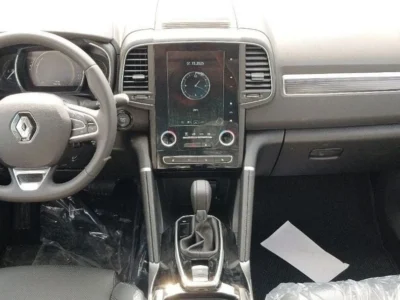 2024 Renault Koleos 2.5 Litres 4 Cylinders Petrol Engine White Black SUV GCC Specs