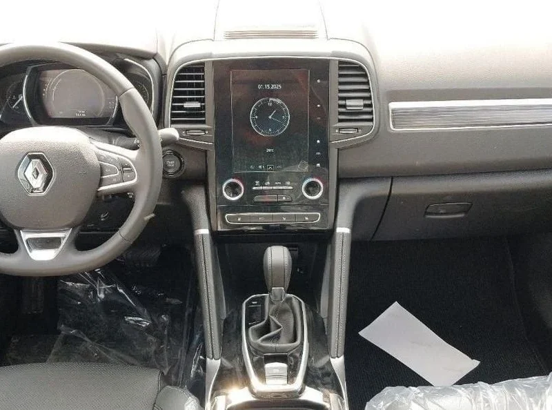 2024 Renault Koleos 2.5 Litres 4 Cylinders Petrol Engine White Black SUV GCC Specs