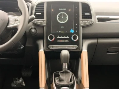 2025 Renault Koleos 2.5 Litres 4 Cylinders Petrol Engine Black Tan SUV GCC Specs