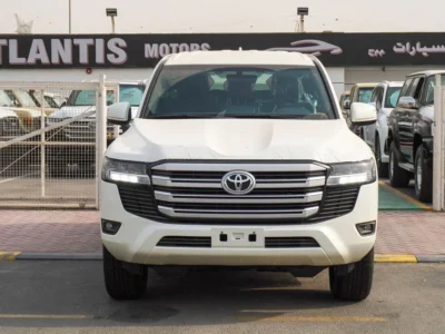 2025 Toyota Land Cruiser GXR 4.0L 6 Cylinders Petrol Engine White Black SUV GCC Specs