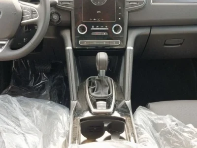 2024 Renault Koleos 2.5 Litres 4 Cylinders Petrol Engine Black SUV GCC Specs