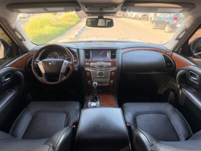 2019 Infiniti QX80 Luxe 5.6 Litres V8 VVT Black SUV 4WD Full option American Specs