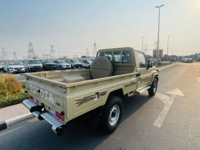 2025 Toyota Land Cruiser 79 SINGLE CABIN 2.8L 4 Cylinder DIESEL Beige Pickup Truck