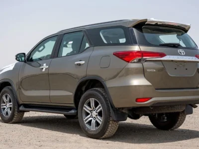 2024 TOYOTA FORTUNER 2.4 Litres 4 Cylinder DIESEL AT MID OPTION Bronze Black SUV