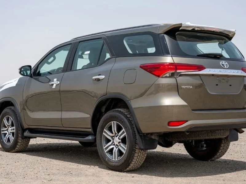2024 TOYOTA FORTUNER 2.4 Litres 4 Cylinder DIESEL AT MID OPTION Bronze Black SUV