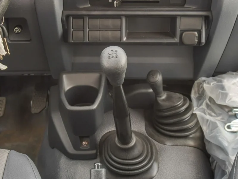 2025 Toyota Land Cruiser Pick Up 4.2L 6 Cylinders Diesel Engine MT White Grey Pickup Truck