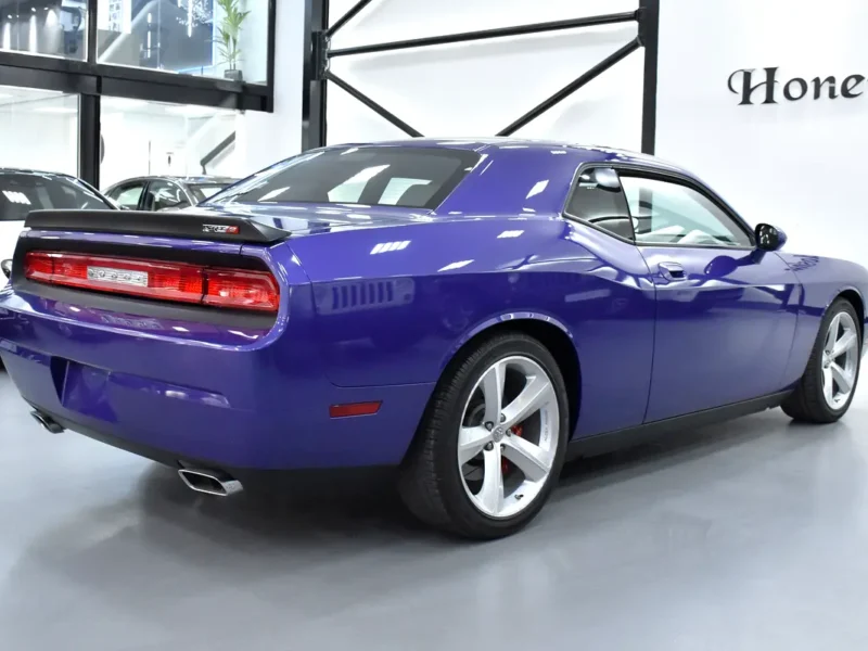 2010 Dodge Challenger Srt8 8 Cylinders Petrol Engine Purple Black Coupe GCC Specs