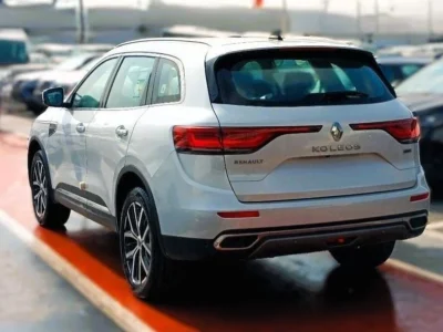 2024 Renault Koleos 2.5 Litres 4 Cylinders Petrol Engine White Black SUV GCC Specs