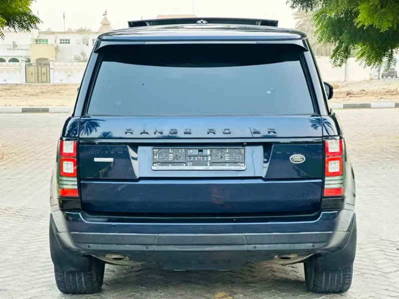 2014 Land Rover Range Rover Vogue SE 8 Cylinders Petrol Engine Blue Black SUV GCC