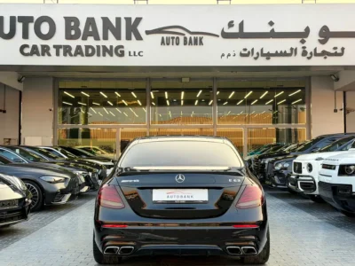 2018 Mercedes-Benz E-Class E 63 AMG 8 Cylinders Petrol Engine Black Brown Sedan Korean Specs