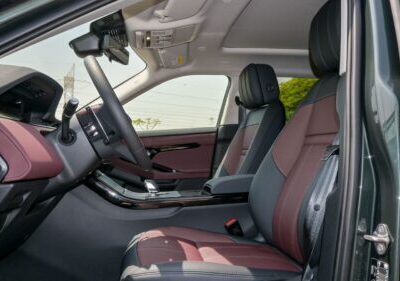 2025 Land Rover Range Rover Evoque SE P250 Dynamic 4 Cylinders Petrol Green Red SUV