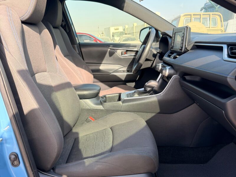 2025 BMW 7-Series 735i 6 Cylinders Petrol Engine Black Brown Sedan GCC Specs