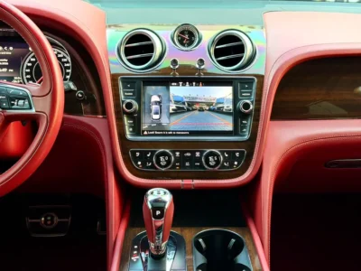 2020 Bentley Bentayga Standard 8 Cylinders Petrol Engine White Red SUV GCC Specs