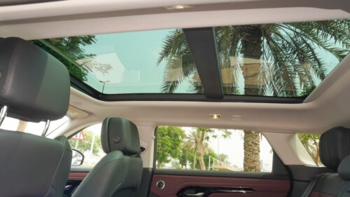 2025 Land Rover Range Rover Evoque SE P250 Dynamic 4 Cylinders Petrol BLUE Red SUV