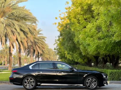 2025 BMW 7-Series 735i 6 Cylinders Petrol Engine Black Brown Sedan GCC Specs