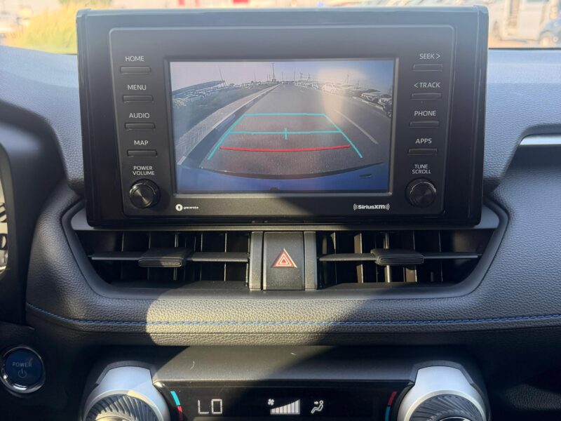 2022 Toyota Rav 4 SE 2.5 Litres V4 Hybrid Engine Blue Black SUV Automatic USA Specs