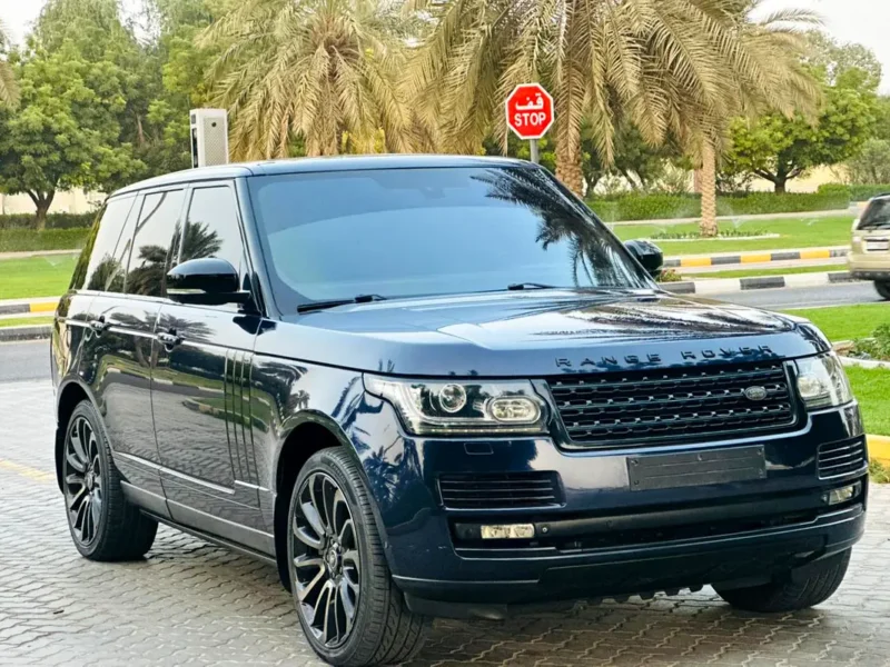 2014 Land Rover Range Rover Vogue SE 8 Cylinders Petrol Engine Blue Black SUV GCC