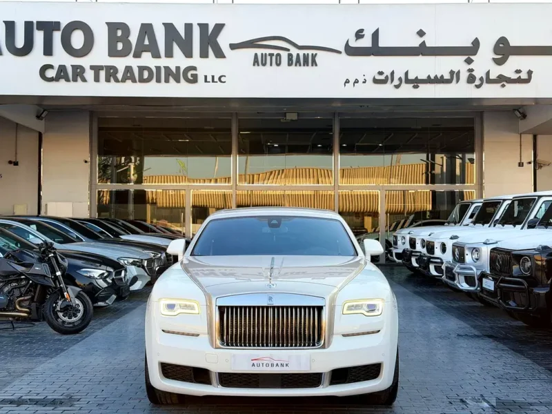 2018 Rolls-Royce Ghost Standard 12 Cylinders Petrol Engine White Brown Sedan GCC Specs