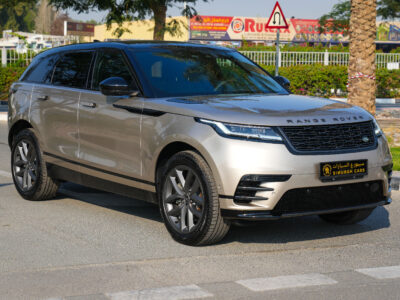 2026 Land Rover Range Rover Velar SE P250 Dynamic 4 Cylinders Engine Gold Black SUV