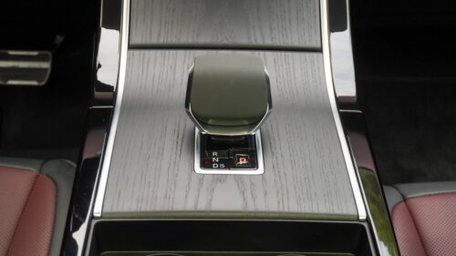 2025 Land Rover Range Rover Evoque SE P250 Dynamic 4 Cylinders Petrol BLUE Red SUV