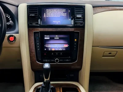 2020 Nissan Patrol SE 6 Cylinders Petrol Engine Black Beige SUV GCC Specs Automatic