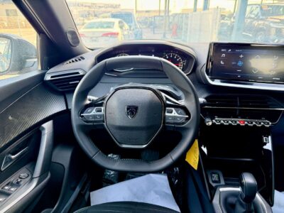 2025 Peugeot 2008 1.2 Litres 4 Cylinders Turbo Engine Silver Black SUV GCC