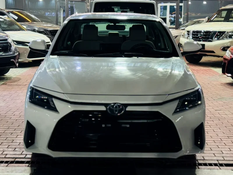 2023 Toyota Yaris SE 4 Cylinders Petrol Engine White Beige Sedan GCC Spec Pristine Condition
