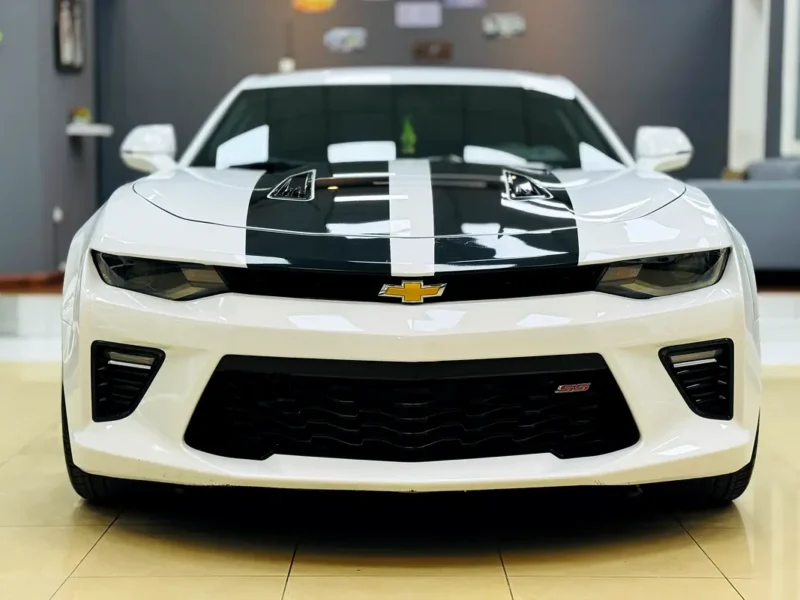2018 Chevrolet Camaro SS 6.2 Litres V8 Petrol Engine White Red Coupe GCC Specs