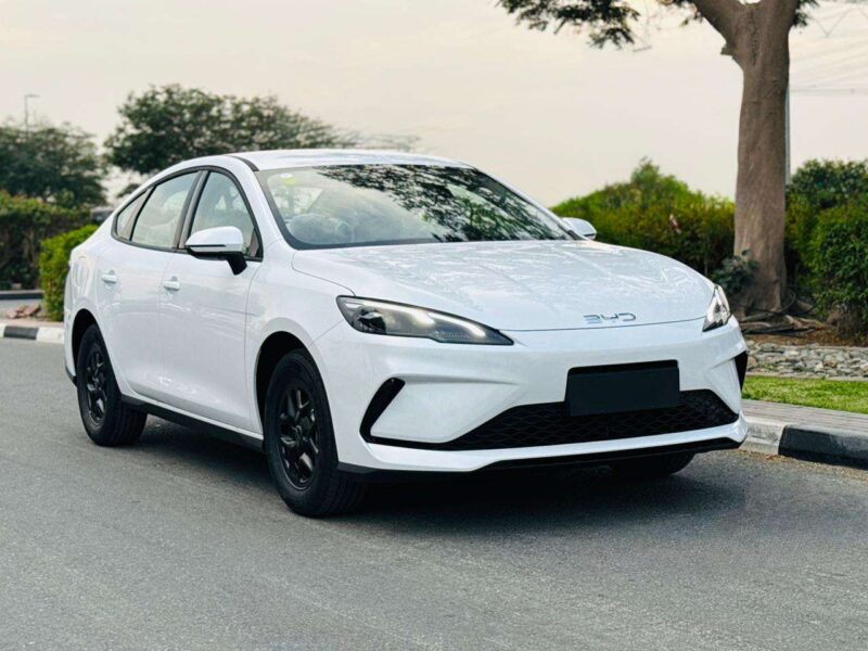 2025 BYD Seal 05 1.5L 4 Cylinders Plug In Hybrid White Sedan Automatic