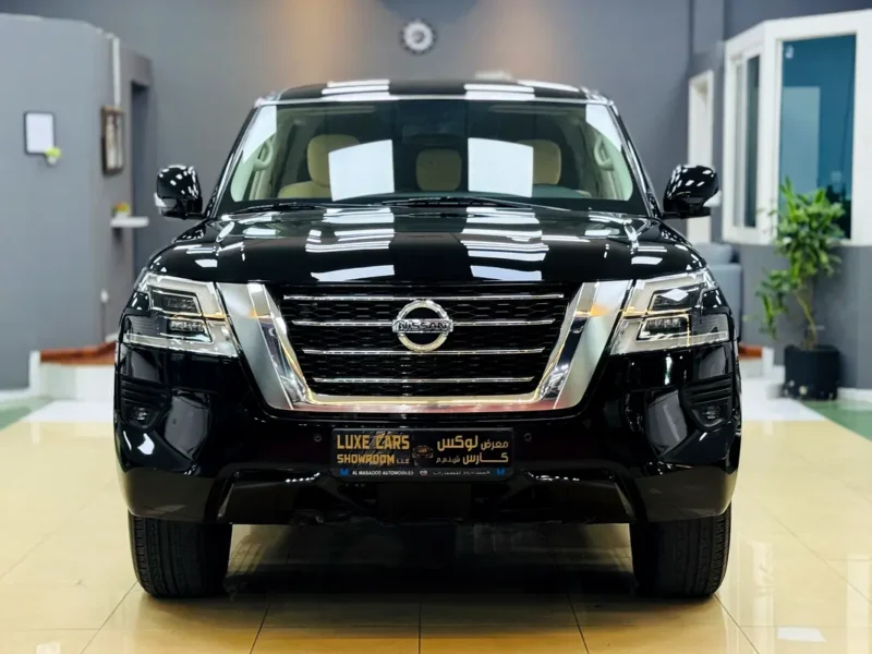 2020 Nissan Patrol SE 6 Cylinders Petrol Engine Black Beige SUV GCC Specs Automatic