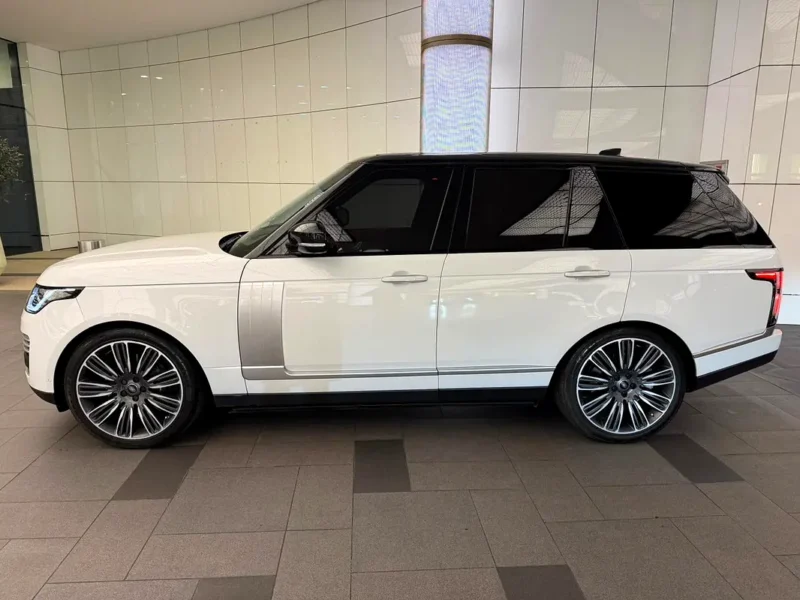 2020 Land Rover Range Rover Autobiography 8 Cylinders Engine White Red SUV Automatic