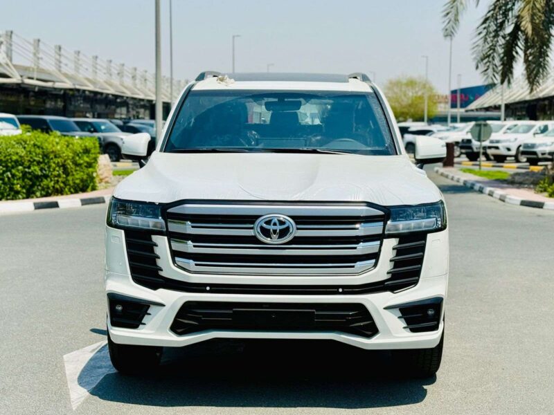 2024 Toyota Land Cruiser GXR 3.5L 6 Cylinders Twin Turbo White Red SUV GCC Specs