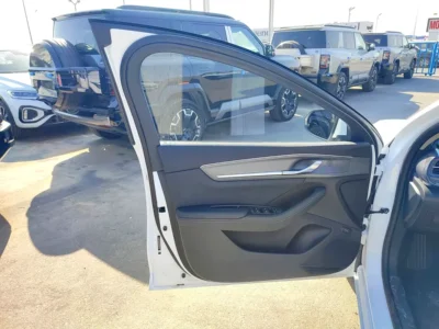 2025 BYD Destroyer 05 4 Cylinders Hybrid Engine White Black Sedan Automatic