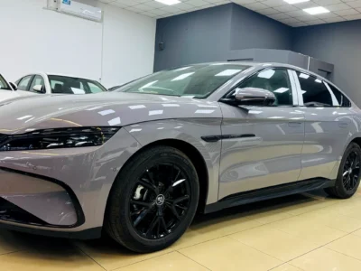 2025 BYD HAN Flagship Edition Electric Vehicle Grey White Sedan 550 - 650 KM Range
