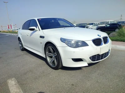 2006 BMW M5 10 Cylinders Petrol Engine White Brown Sedan Japanese Specs
