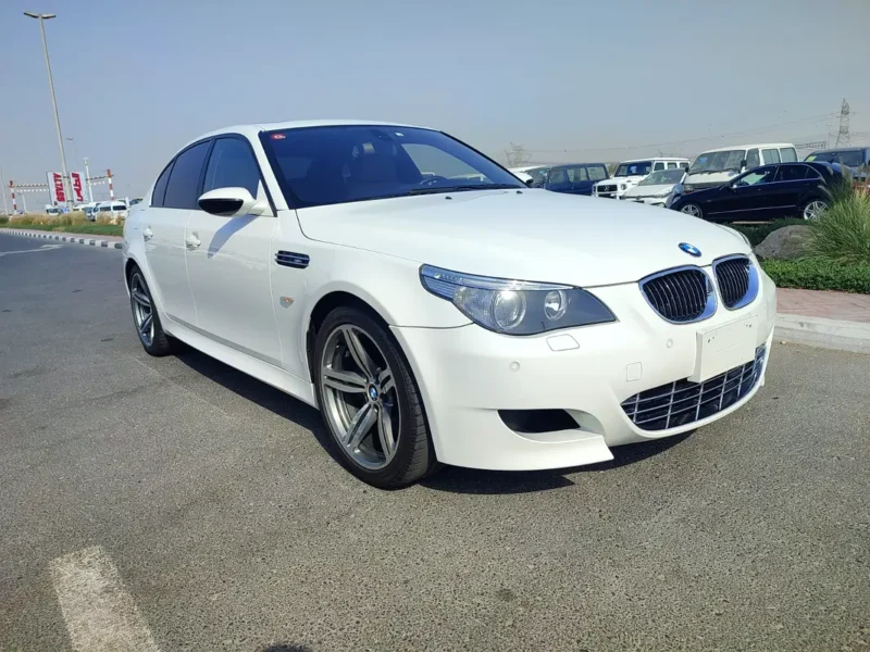 2006 BMW M5 10 Cylinders Petrol Engine White Brown Sedan Japanese Specs