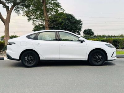 2025 BYD Seal 05 1.5L 4 Cylinders Plug In Hybrid White Sedan Automatic