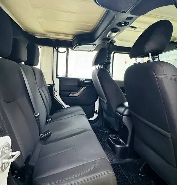 2018 Jeep Wrangler Unlimited Sport 6 Cylinders Petrol Engine White Black SUV GCC Specs